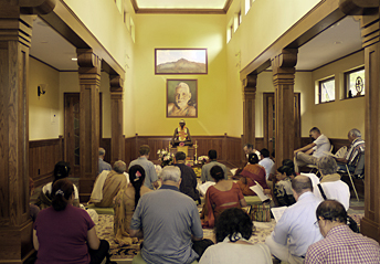 various devotees recited bhajans